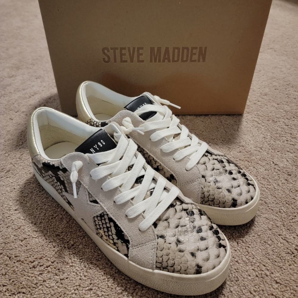 Steve Madden White Snake Print Low-Top Sneakers